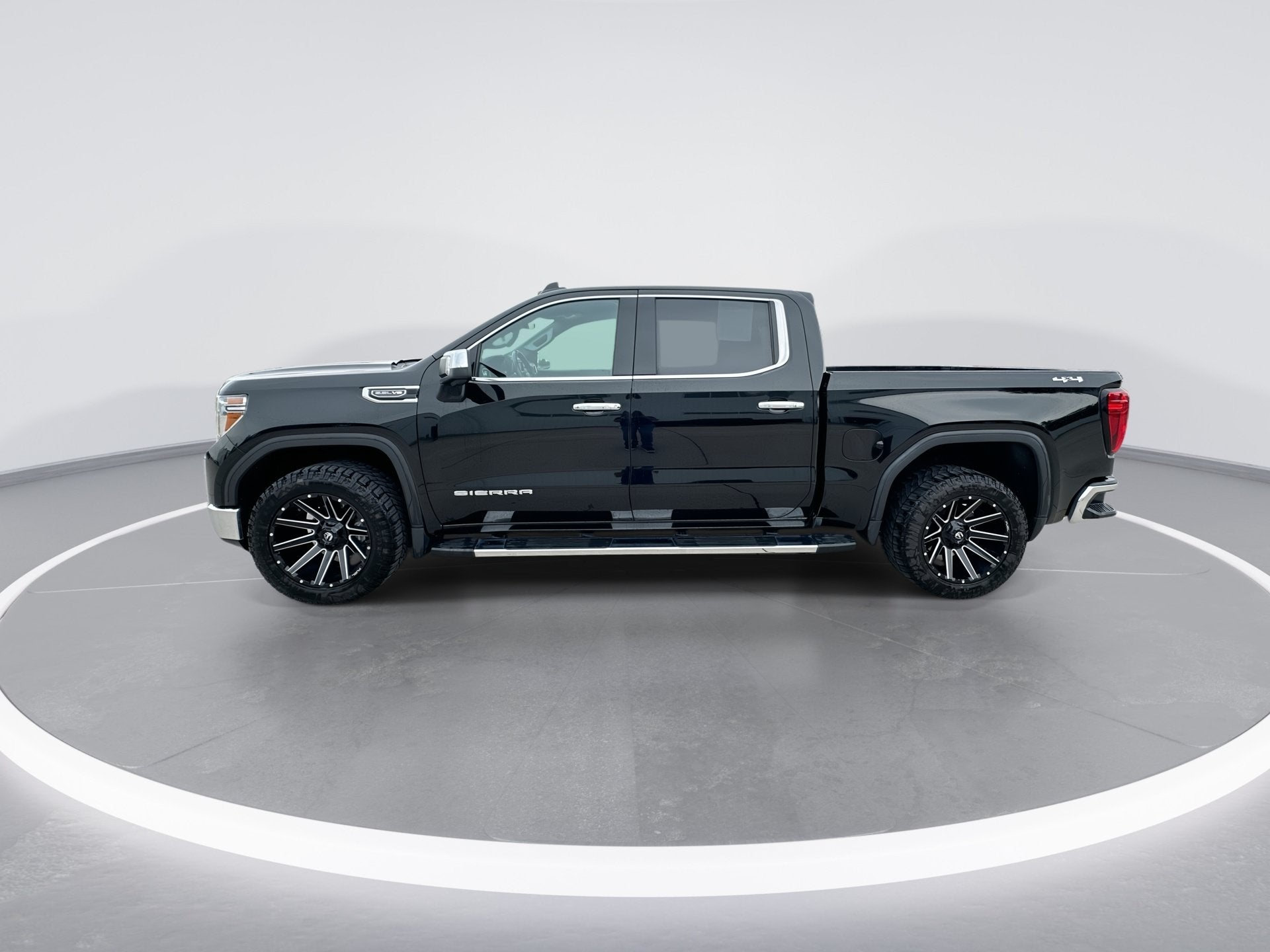 2020 GMC Sierra 1500 — detail view