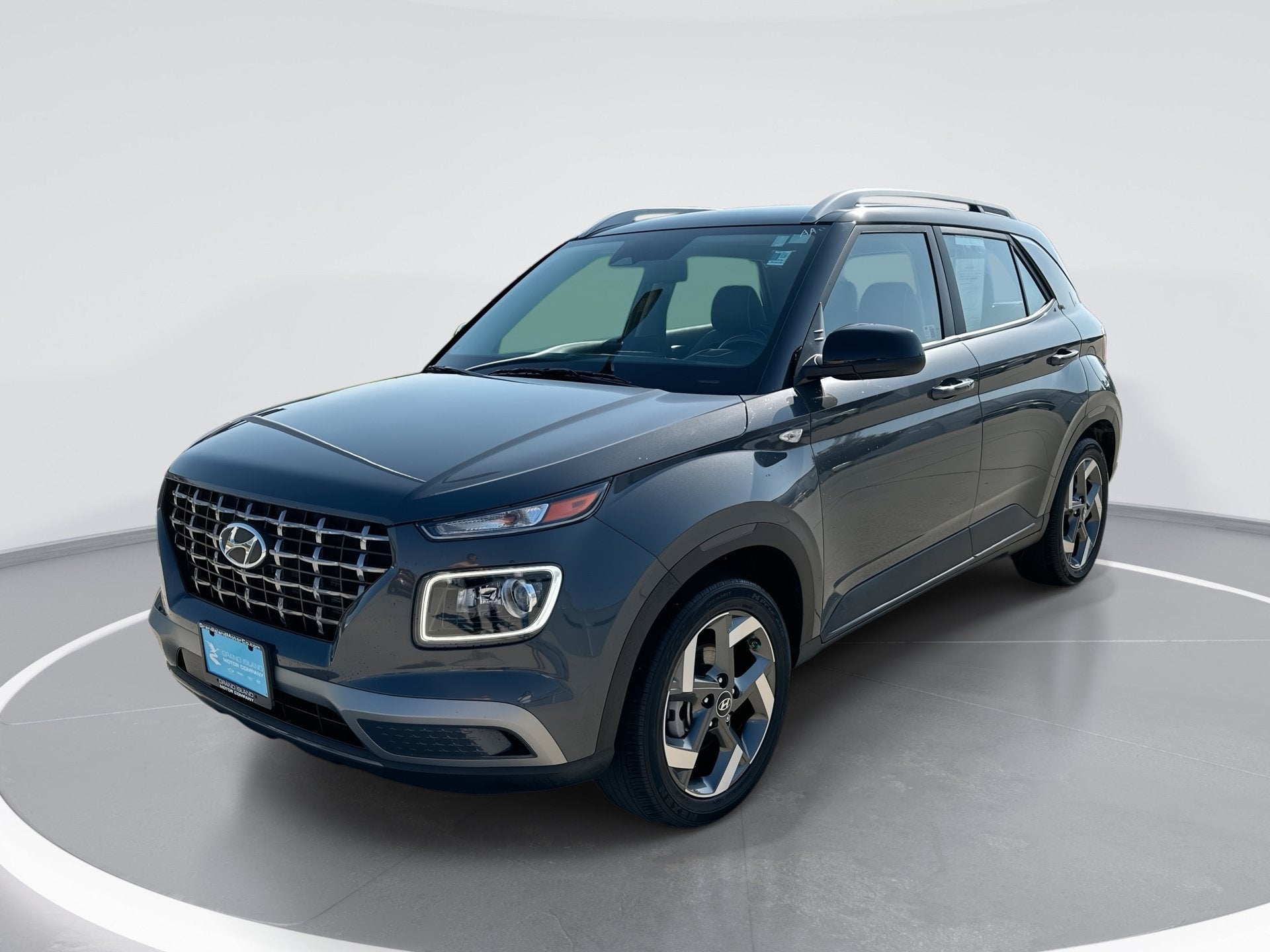 2024 Hyundai Venue Limited in Ecotronic Gray — front three-quarter view
